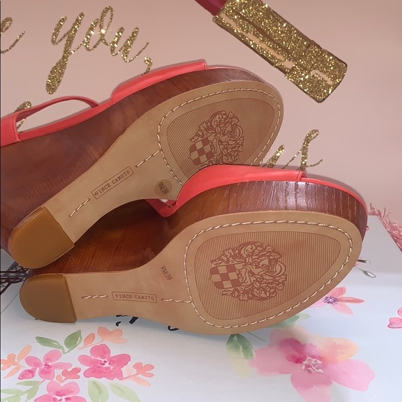 NWOT Vince Camuto wooden Wedge Heels Size 9. Coral - Picture 5 of 8